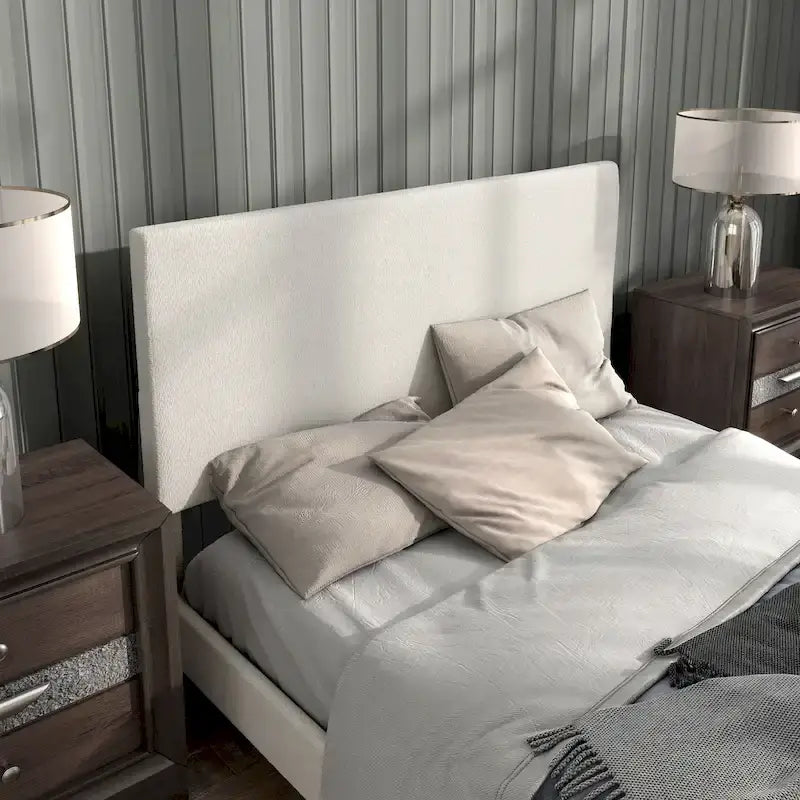 Furniture of America Gail Modern White Boucle Adjustable Queen-Size Platform Bed