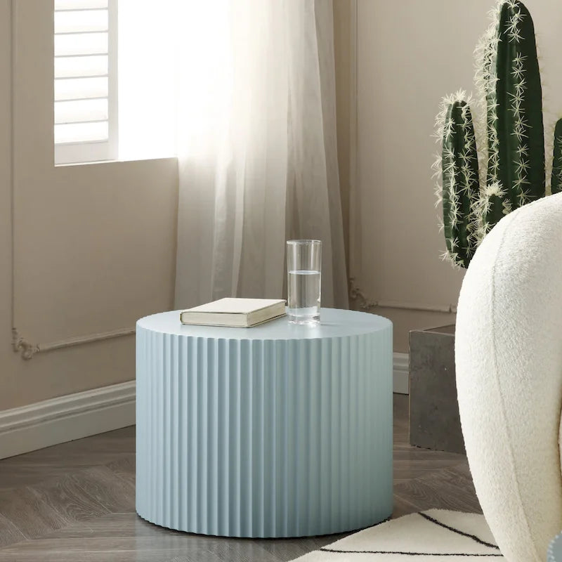 Modern Farmhouse Round Accent Nesting Side Coffee Table Set (Set of 2)